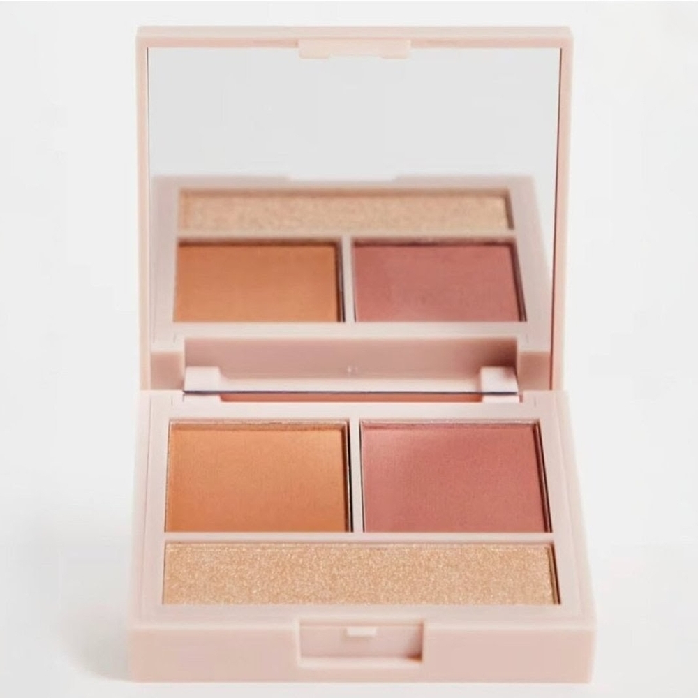 🔥Makeup Revolution London Contour Palette Compact in Fair